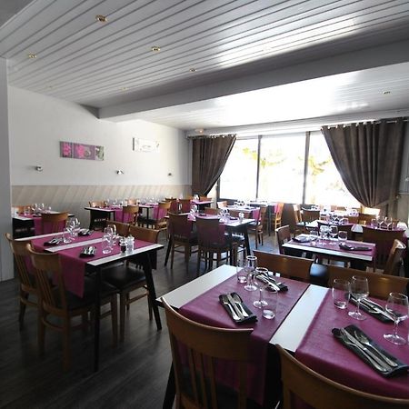 Auberge Du Herisson La Chaux-du-Dombief Buitenkant foto
